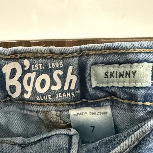 OshKosh B'gosh Stylish Denim Jeans - Picture 2 of 3